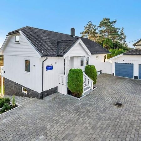 Romslig Og Fin Leilighet 17 Min Til Kristiansand Centrum Nodeland Екстер'єр фото