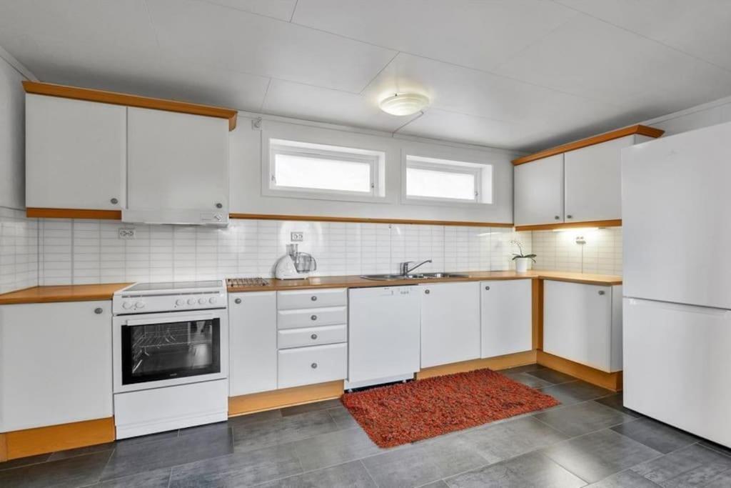 Romslig Og Fin Leilighet 17 Min Til Kristiansand Centrum Nodeland Екстер'єр фото